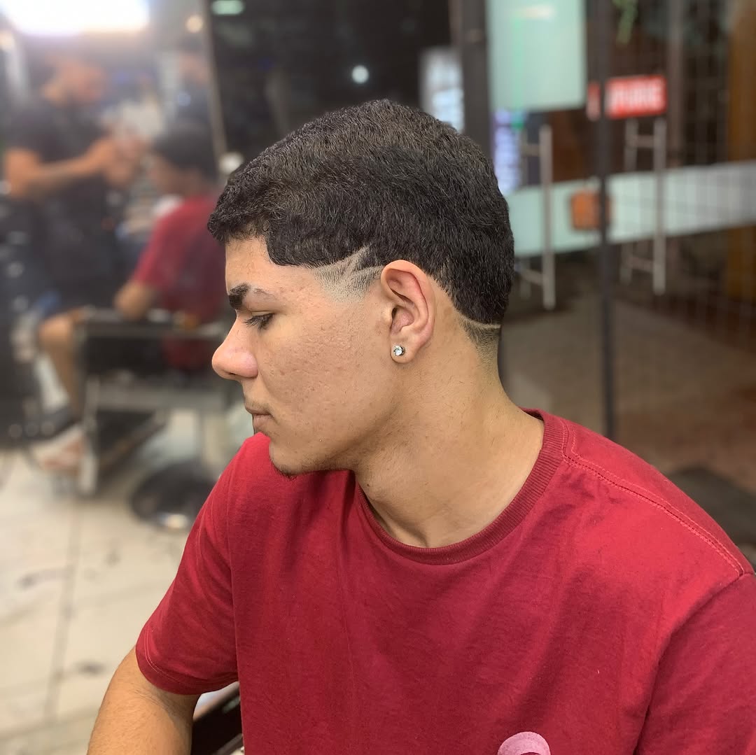 Corte Barbearia Bayron 19